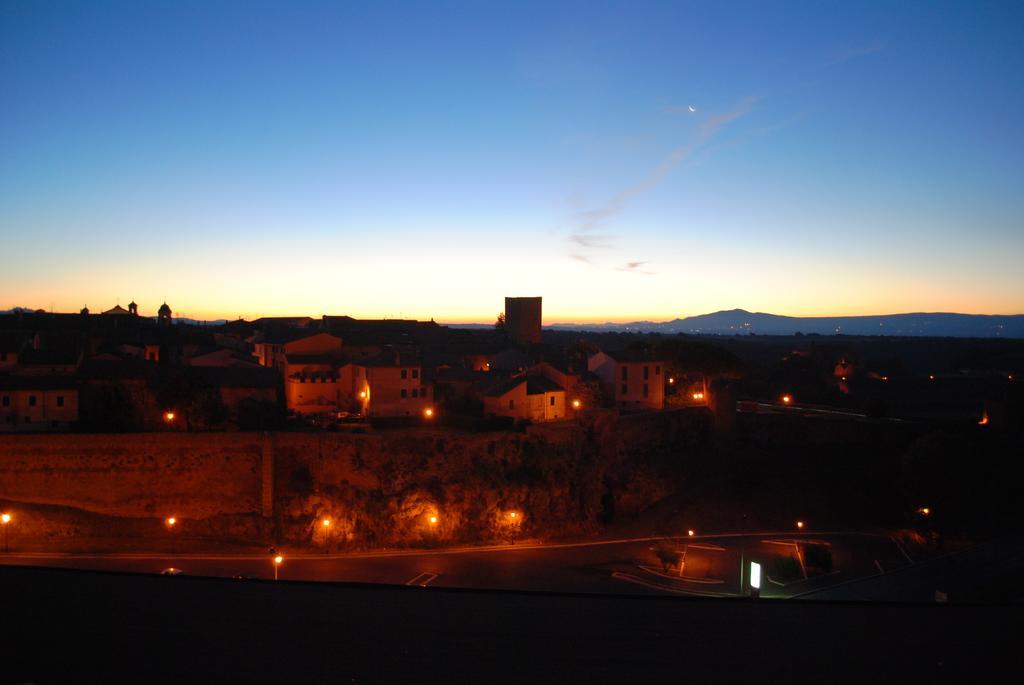 Hotel Tuscania Panoramico Habitación foto