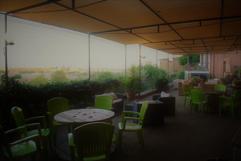 Hotel Tuscania Panoramico Exterior foto